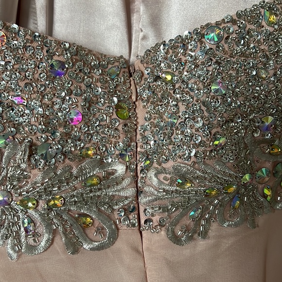 LONG PROM DRESS - Picture 5 of 6